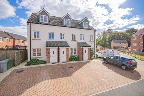Arrange a viewing for Kingfisher Road, Sprowston